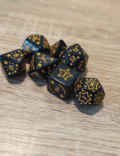 Dice set Black and gold.