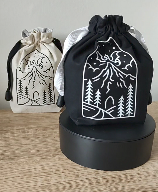 Dragon Mountain Dice Bag, Dice Pouch Drawstring.