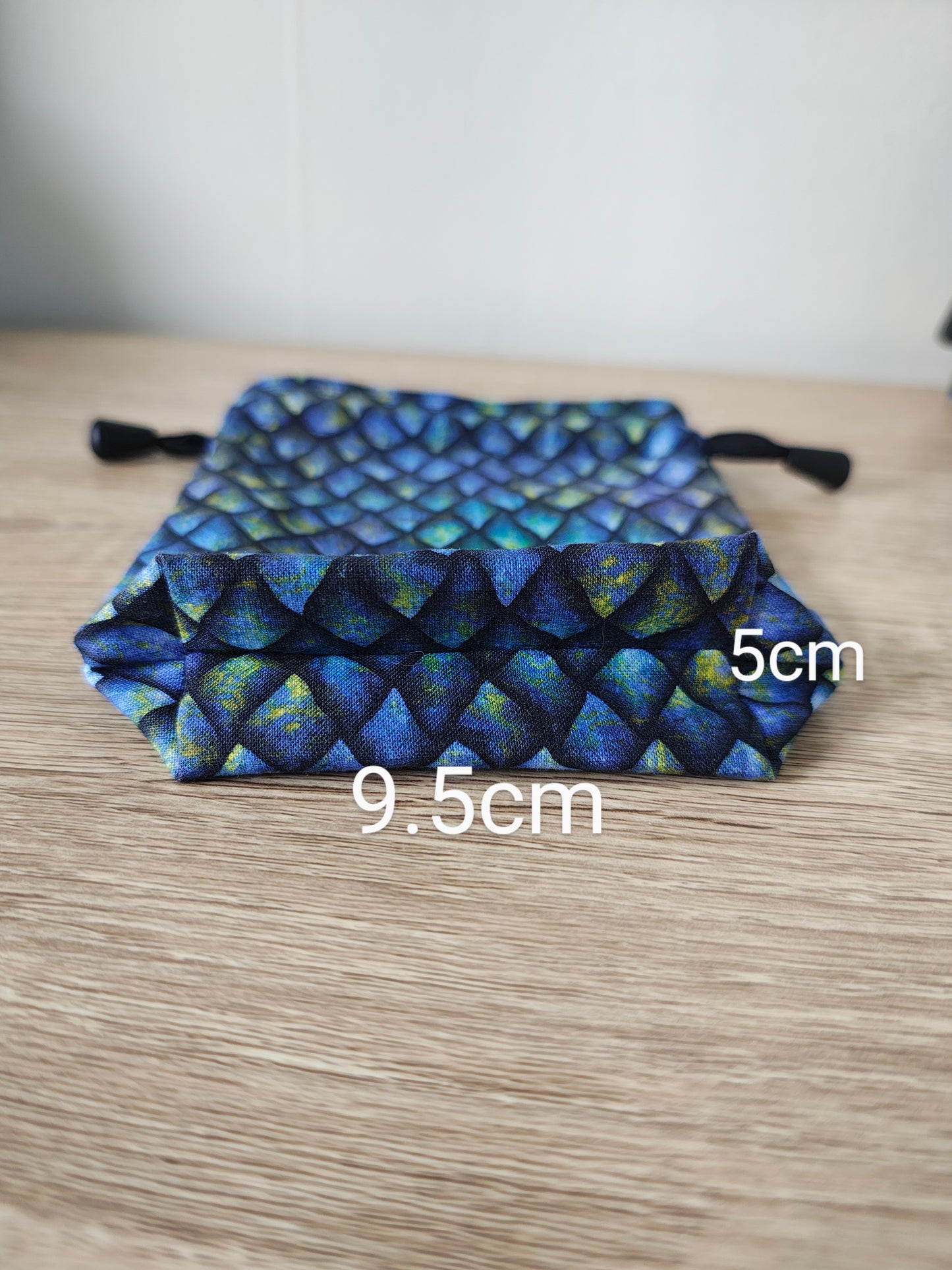 Dragon Scale Dice Bag, Gaming Dice Pouch, Crystal bag,