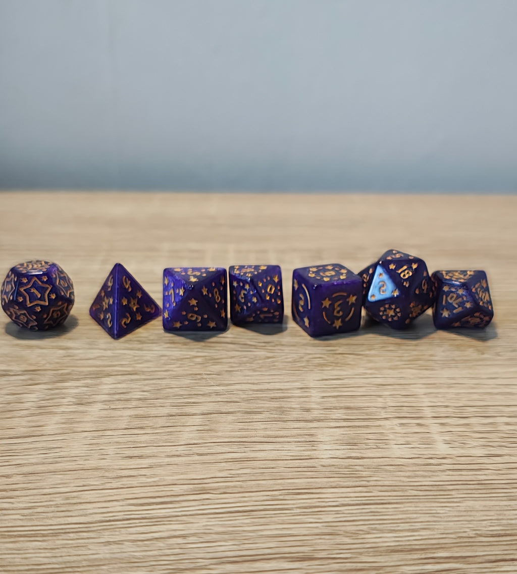 Dice set Purple and Gold.