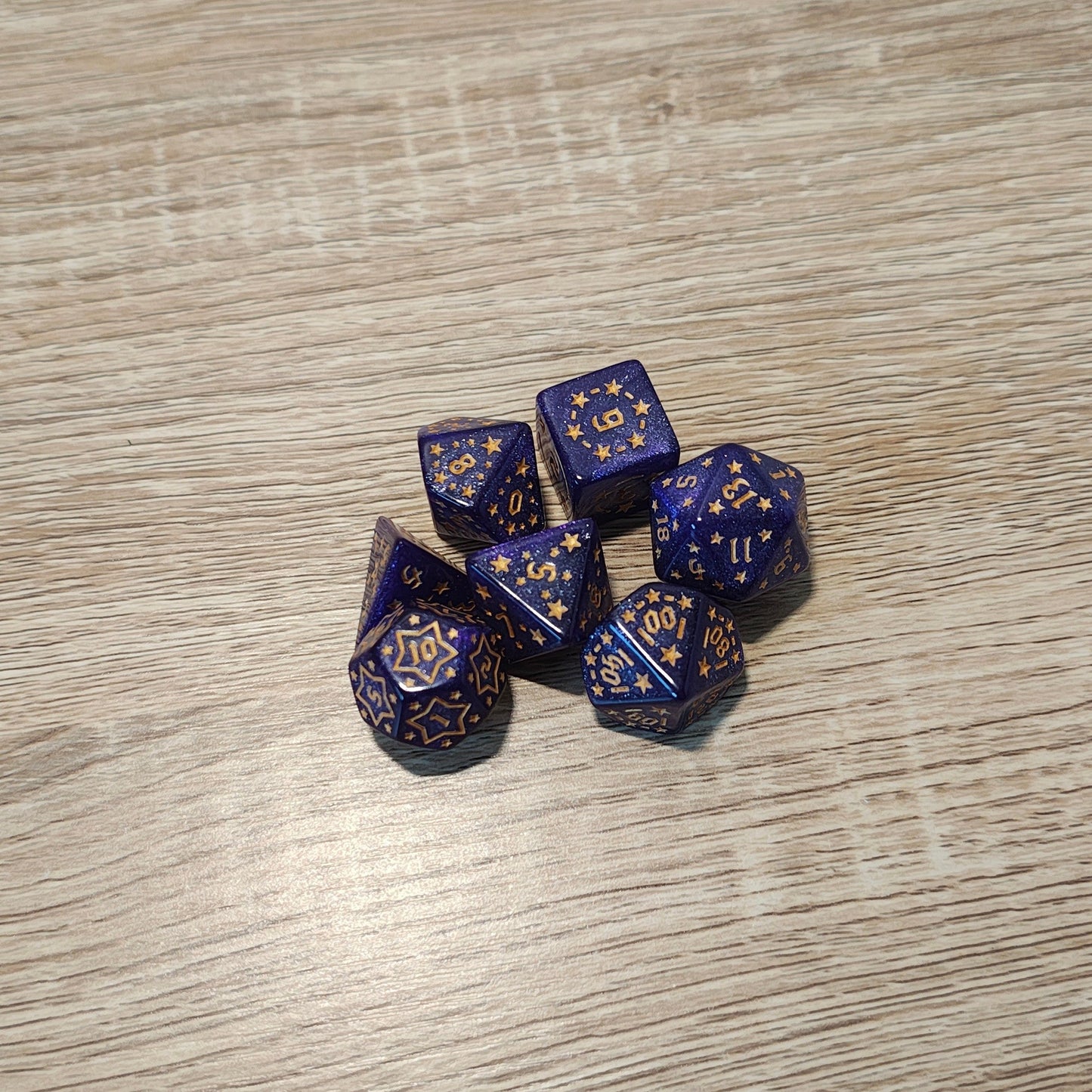 Dice set Purple and Gold.