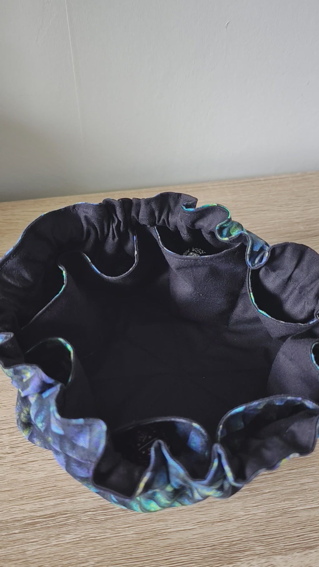 Dragon Scale Dice Bag, Gaming Dice Pouch, Crystal bag,