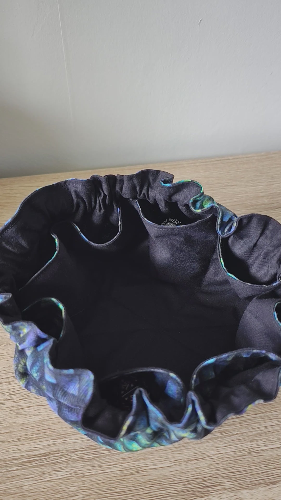 Dragon Scale Dice Bag, Gaming Dice Pouch, Crystal bag,